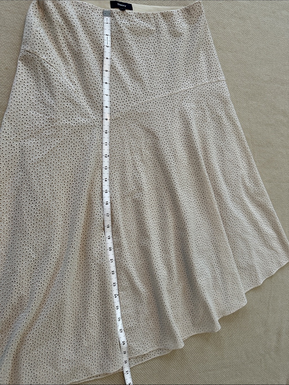 Theory Asymmetrical Cotton Eyelet Skirt Sz 6 Excellent Condition - Picture 10 of 12